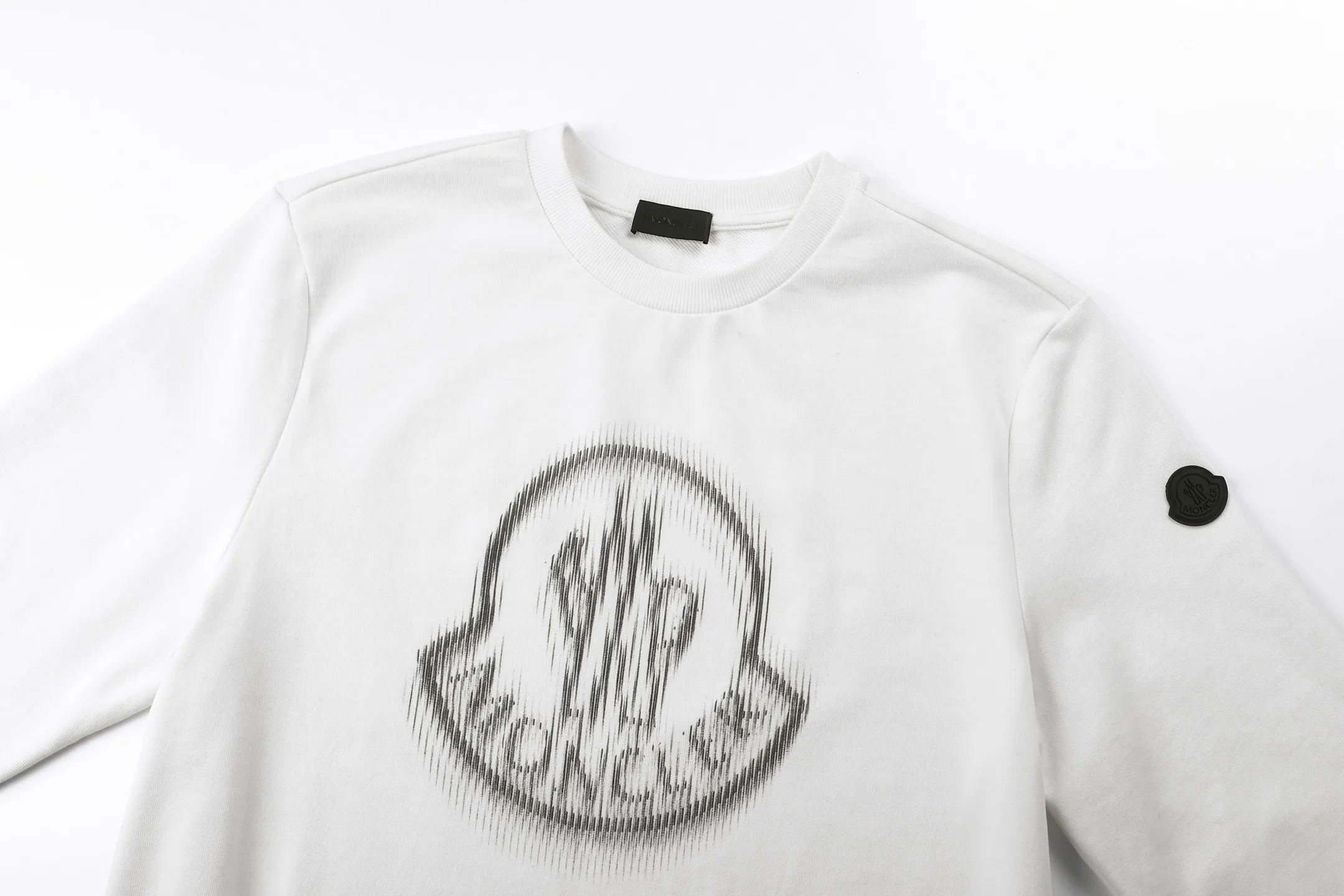 MONCLER ●Authentic 3926 ●320 ●2*2 ● ● ● 1：1 ● 1：1 ● ●Size：S M L XL ● ：2002/2B#40